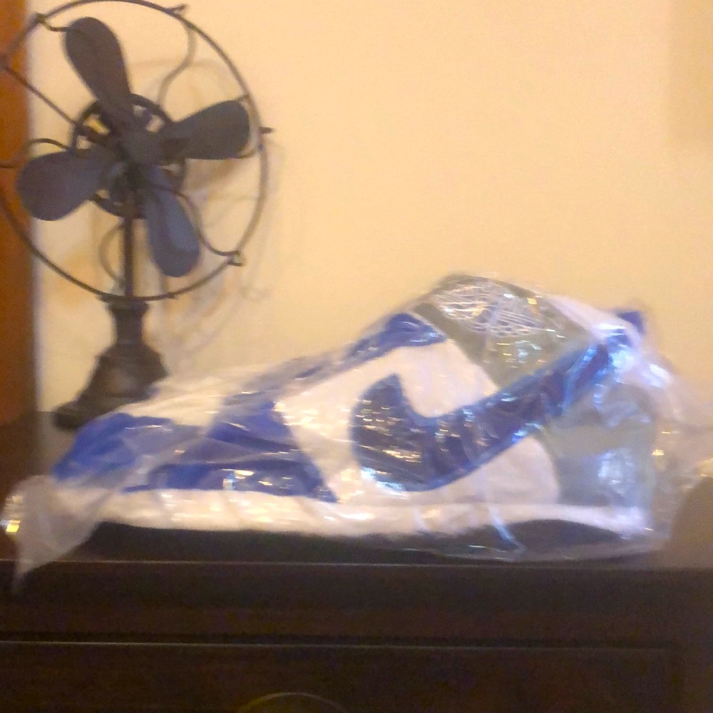 💯Sold Air Jordan High tops Slippers NEW